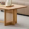 Đường vát nhẹ ở cạnh bàn tạo hiệu ứng thẩm mỹ cao